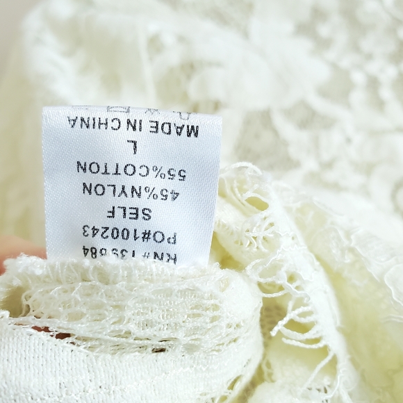 Lace Crop Top with Tulle Bell Sleeves - Picture 9 of 9